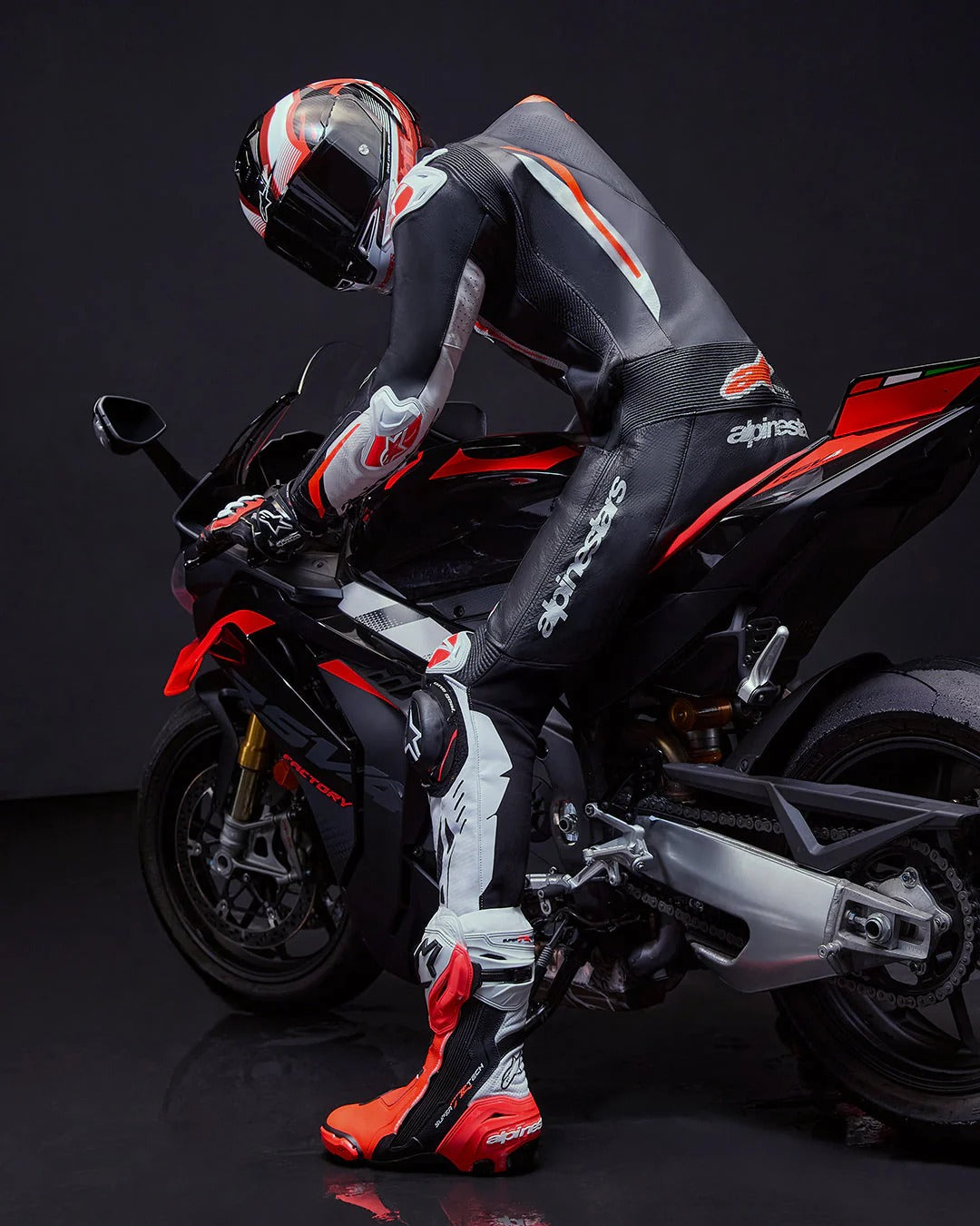 GP Tech V5 Leather Suit - 1Piece